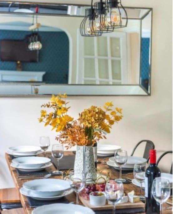 Beautiful Large Property, Sleeps 9 Walking Distance To The Sea , Beaches And Restaurants Fantastic Interior Lyme Regis Eksteriør billede