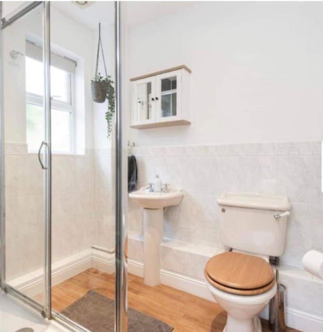 Beautiful Large Property, Sleeps 9 Walking Distance To The Sea , Beaches And Restaurants Fantastic Interior Lyme Regis Eksteriør billede