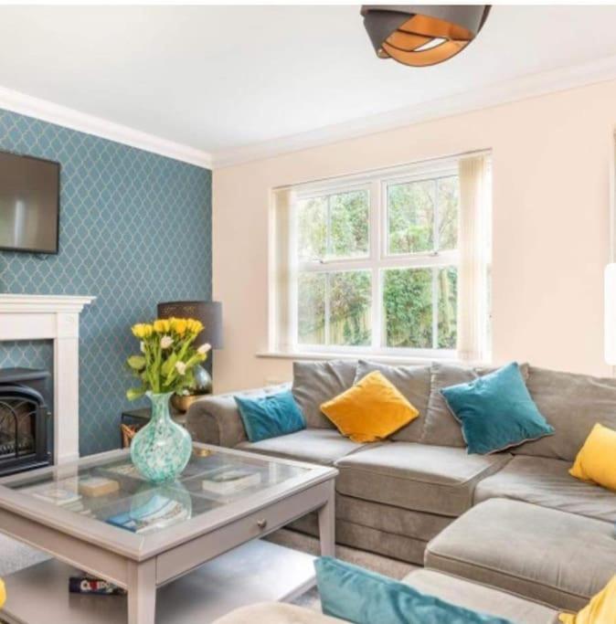 Beautiful Large Property, Sleeps 9 Walking Distance To The Sea , Beaches And Restaurants Fantastic Interior Lyme Regis Eksteriør billede
