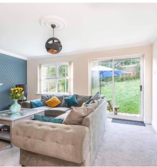 Beautiful Large Property, Sleeps 9 Walking Distance To The Sea , Beaches And Restaurants Fantastic Interior Lyme Regis Eksteriør billede