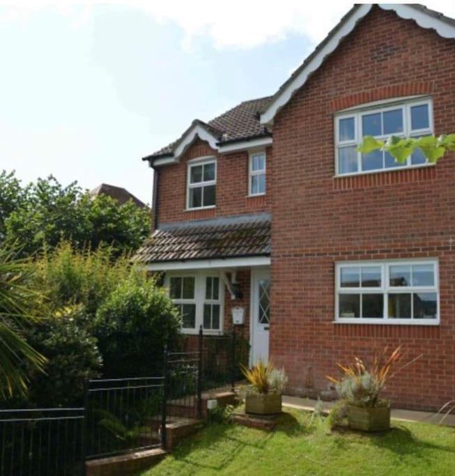 Beautiful Large Property, Sleeps 9 Walking Distance To The Sea , Beaches And Restaurants Fantastic Interior Lyme Regis Eksteriør billede